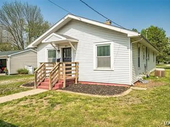 824 S Chestnut St, Litchfield, IL 62056
