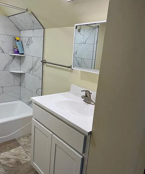 Master bathroom.