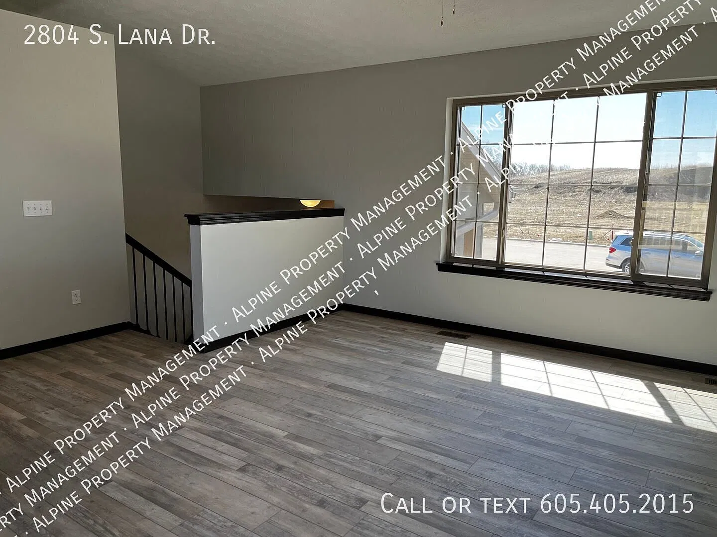 4 Bed/2 Bath Single Family Home! — Photo 3