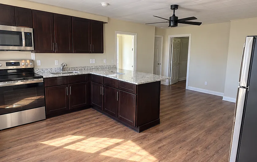 6 Branch Ave — Photo 1