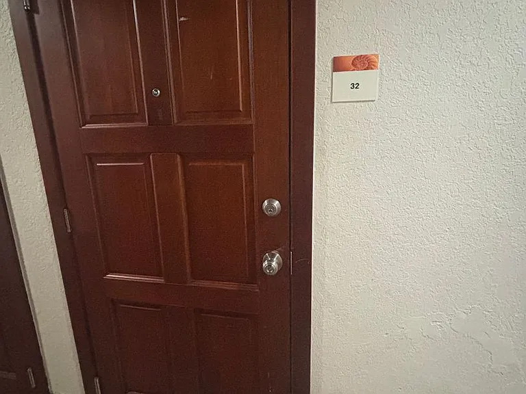 Bellagio Apartments — Photo 5