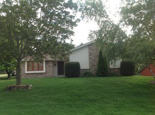 N70W23627 Prides Rd, Sussex, WI 53089