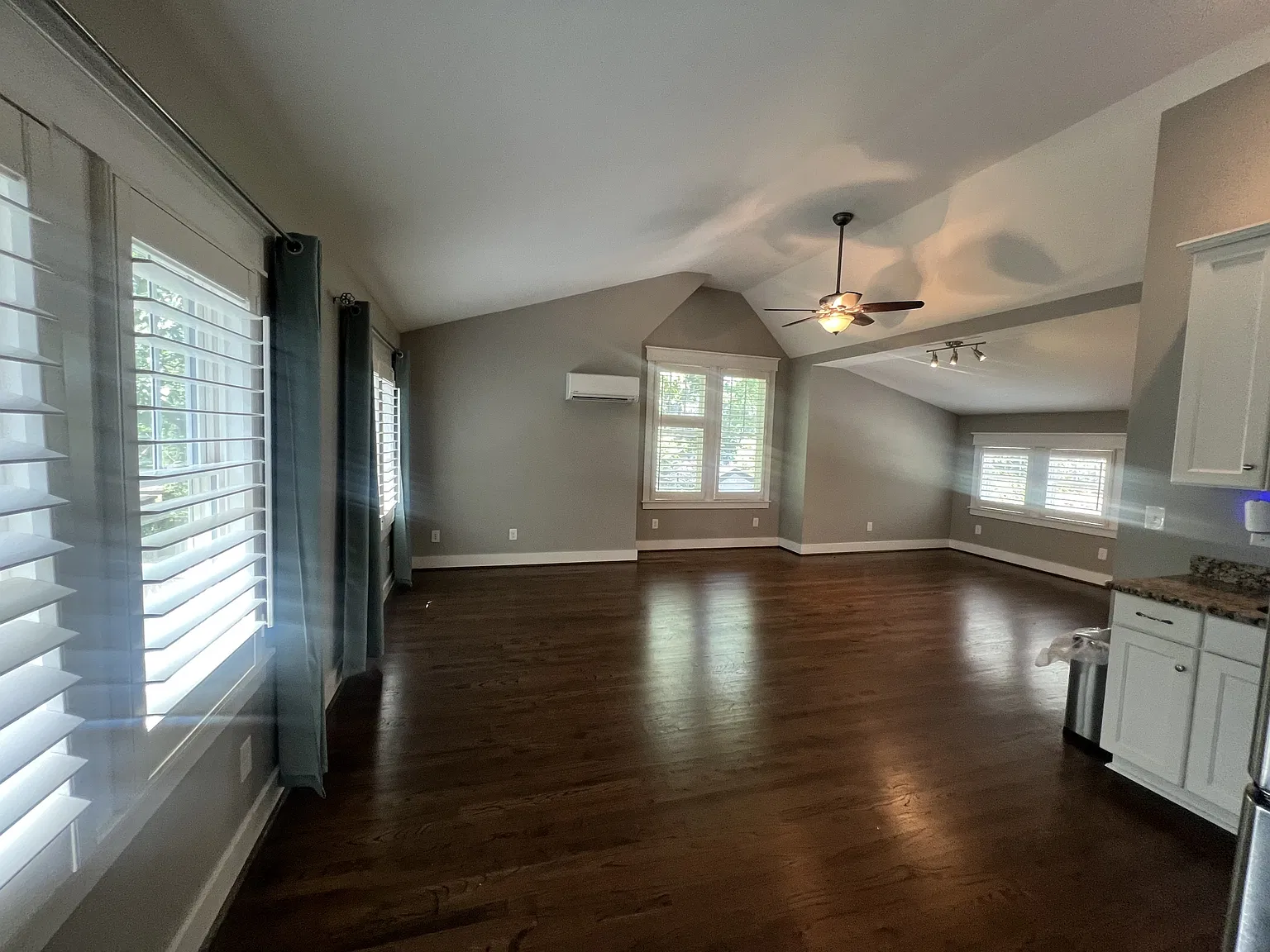 1836 Nassau Boulevard - 1 — Photo 3