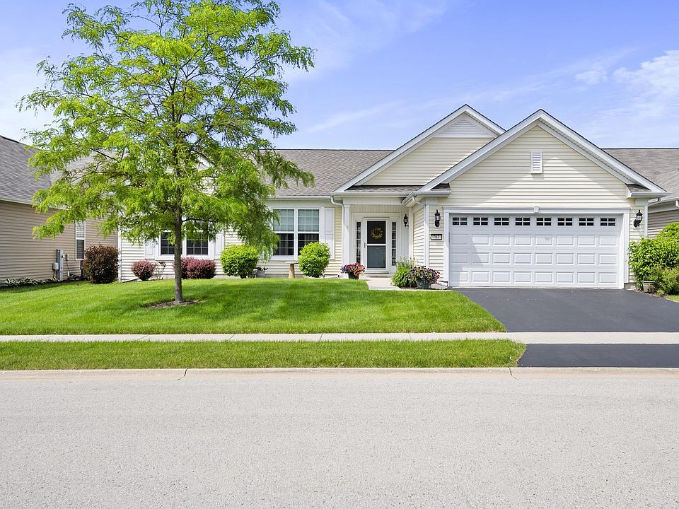 1st image of 703 Glory Dr