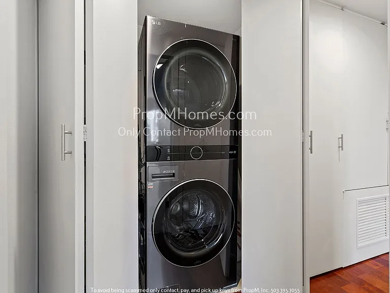 1500 SW 5th Ave #1604 — Photo 16