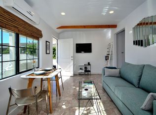 5827 Willoughby Ave #4, Los Angeles, CA 90038