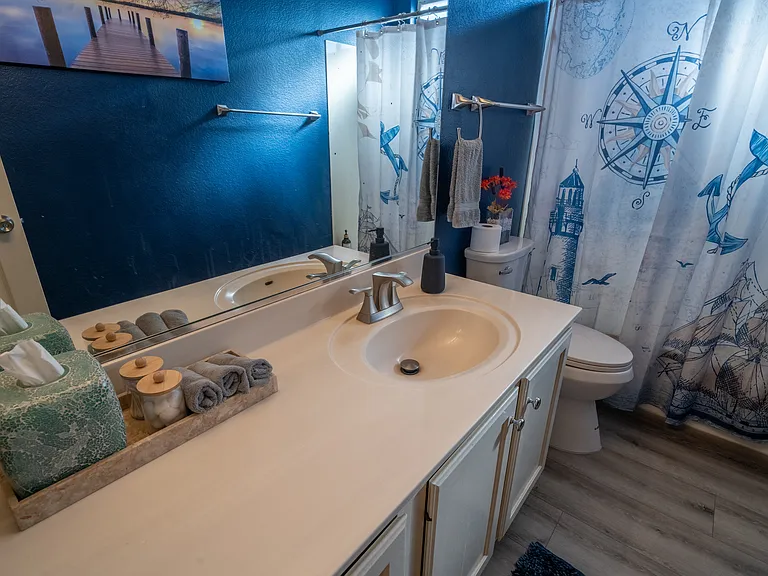 7714 W Topeka Dr — Photo 16