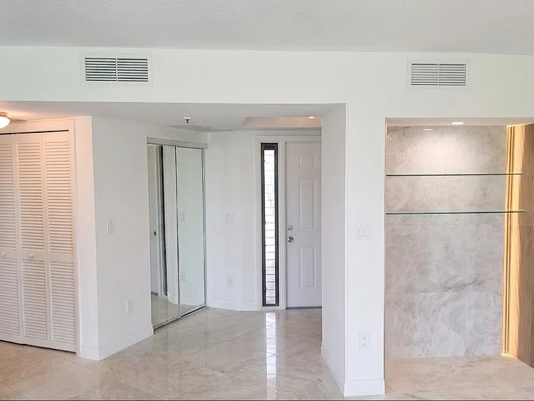 5279 Fountains Dr S #404 — Photo 8