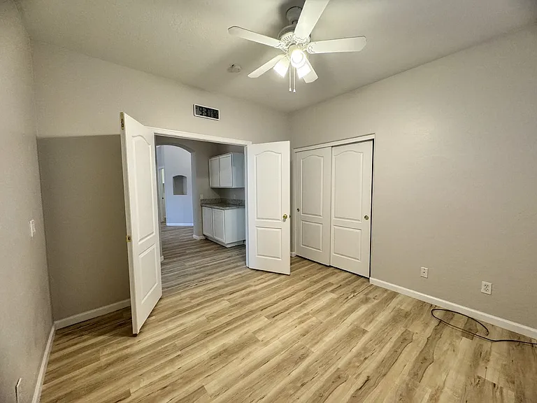 495 N Bluejay Dr — Photo 35