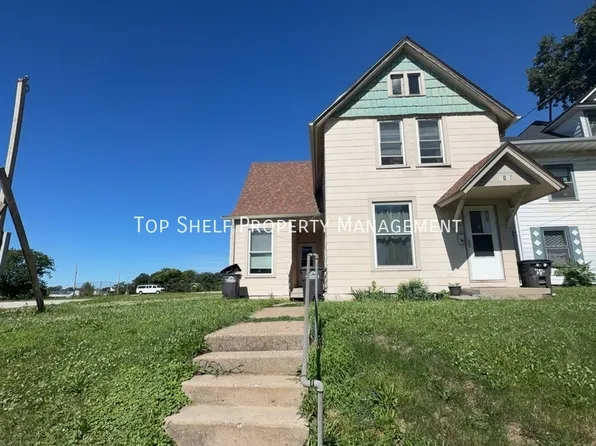 1036 22nd St #2, Des Moines, IA 50311