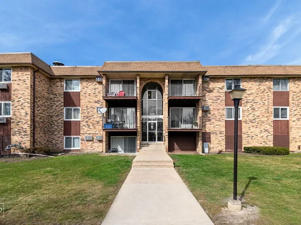 1025 Higgins Quarter Dr #210, Hoffman Estates, IL 60169