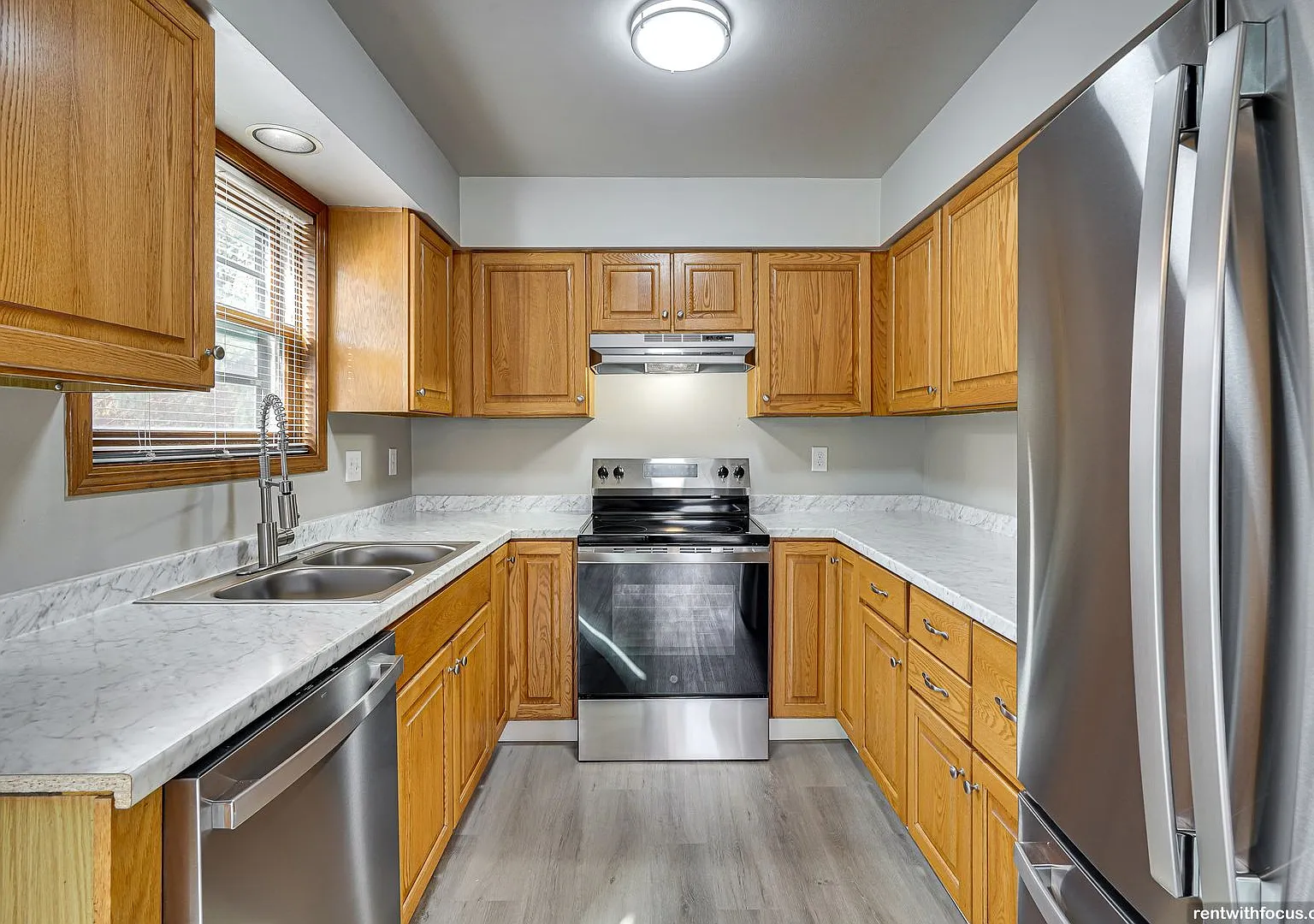 South Park Townhomes — Photo 1
