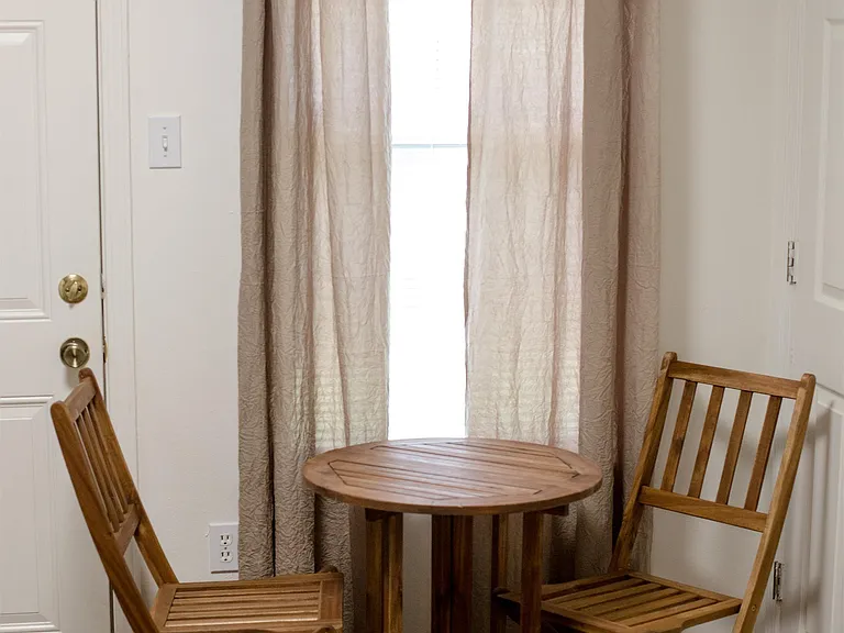 1536 Clifton St #5 — Photo 6