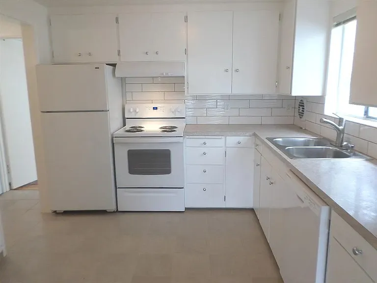 2020 Eastlake Ave E #2 — Photo 8