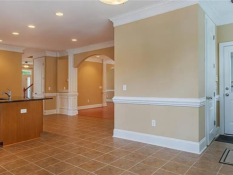 4009 Cedar Point Ave — Photo 14