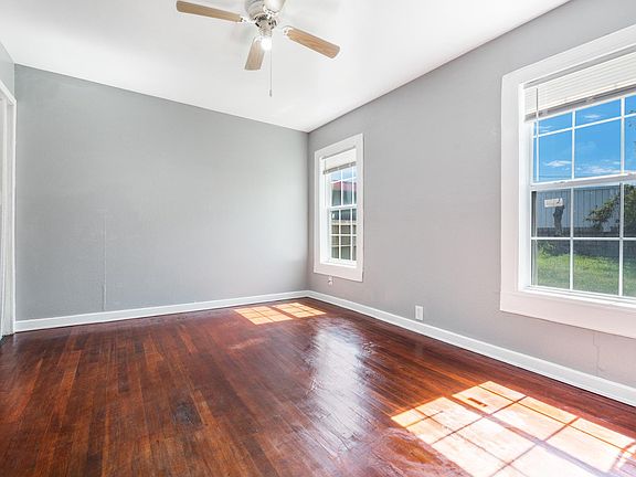 4th image of 1217 14th St #B