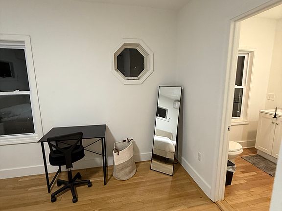 5th image of 28 Clare Ave Floor 2