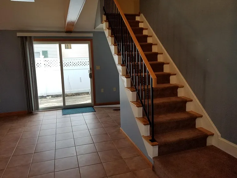 90 Tower Ave #B — Photo 15