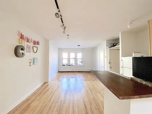 Rented by Compass | media 4