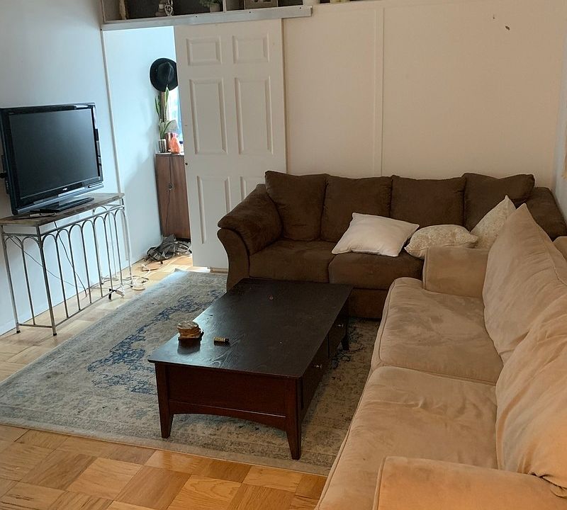 1st image of 200 E 72nd St APT 19B
