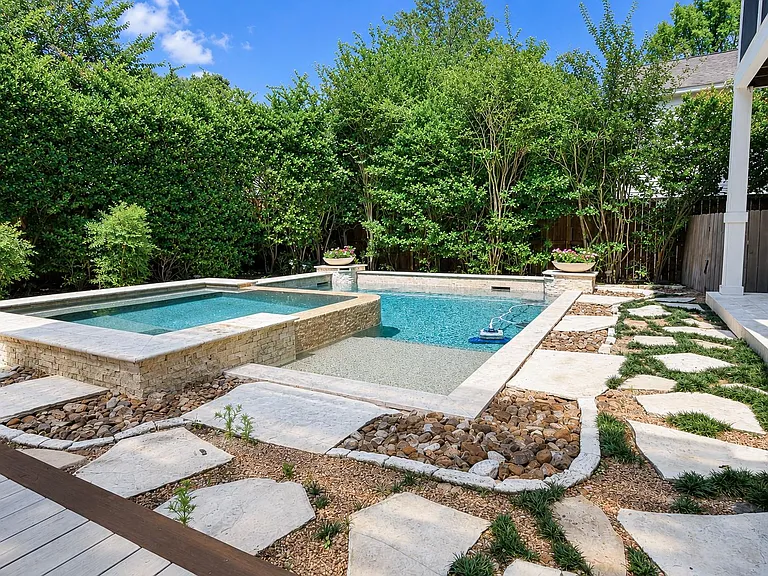 18 Doeskin Pl — Photo 45