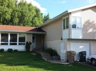 2017 Adderbury Ln, Madison, WI 53711