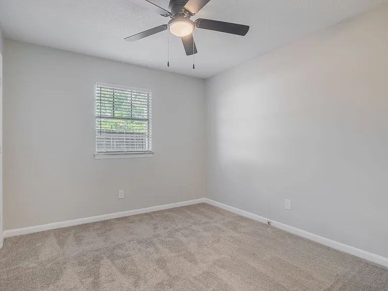 Residences at Cooper Bend — Photo 15