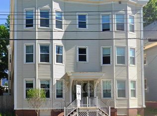 142 Park Ave APT 4, Portland, ME 04101