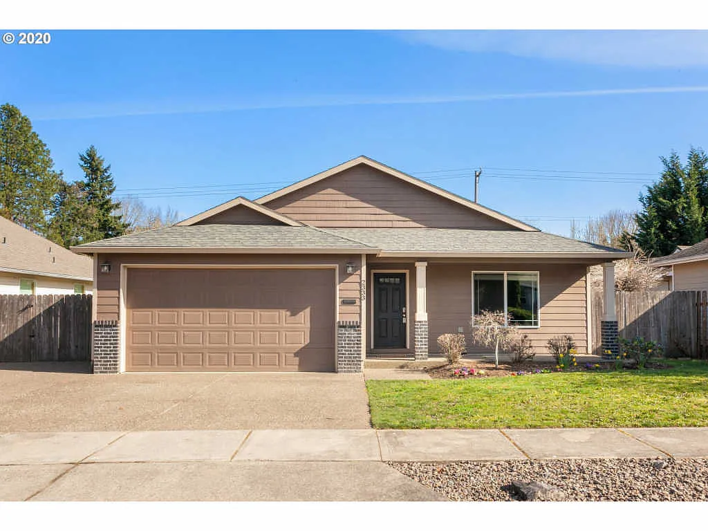 2333 Gardenia St photo 1