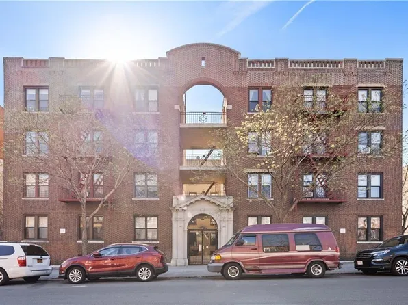 4313 9th Ave APT 1A, Brooklyn, NY 11232