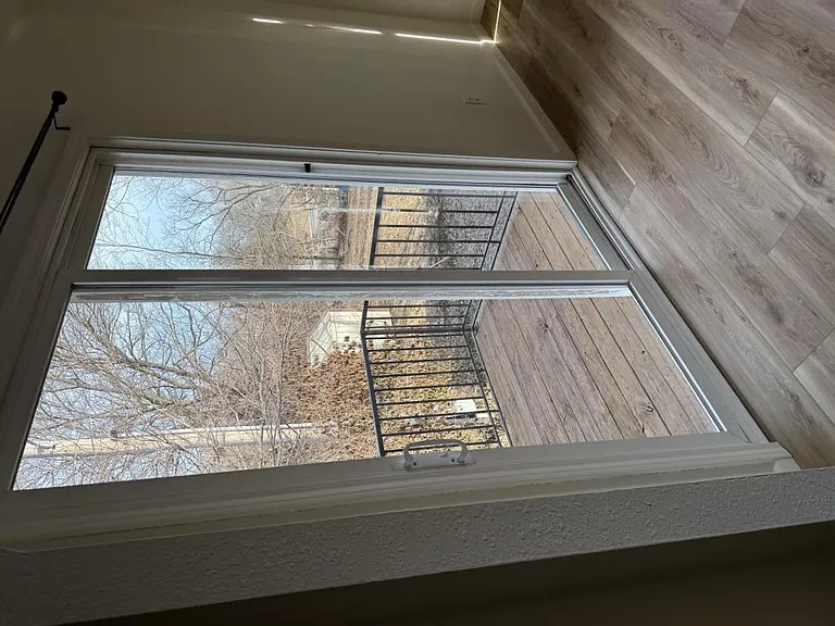 604 W Jackson St — Photo 13