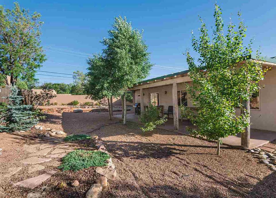 1st image of 1807 Agua Fria St #A