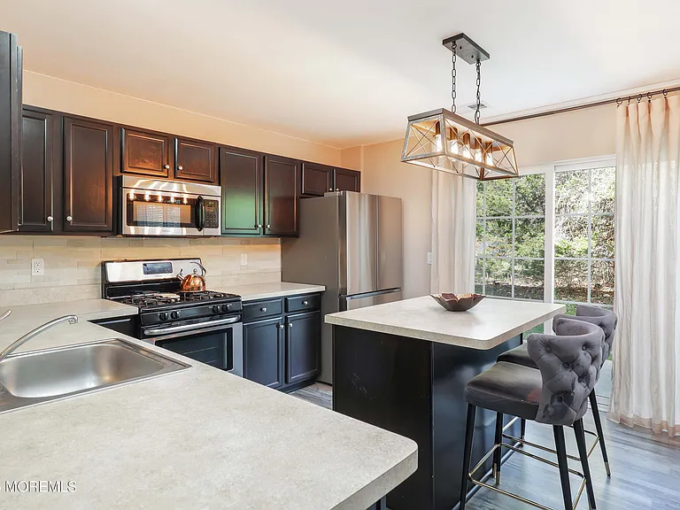 207 Harvest Way — Photo 24
