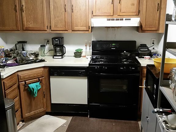 5th image of 529 S 17th St #1