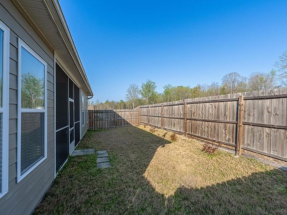 5th image of 516 Raleighwood Ln