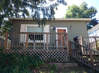 2805 SW Yancy St, Seattle, WA 98126