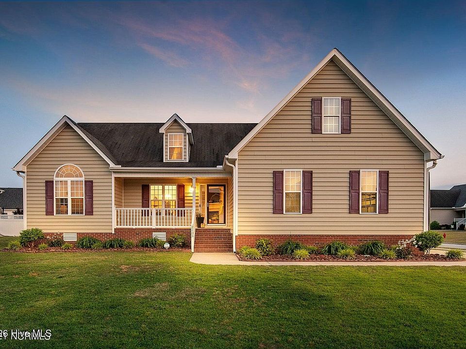 1st image of 2105 Charity Ln