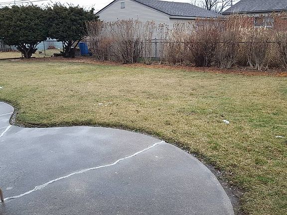 2nd image of 33838 Blackfoot St