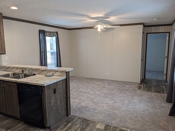 4th image of 300 Forrest Ave #61