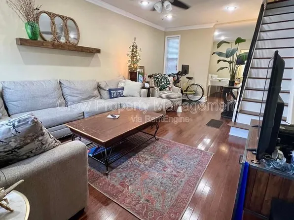 2441 S Philip St, Philadelphia, PA 19148