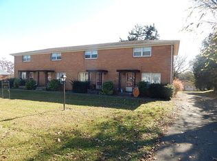 519 Country Club Ln, Hopkinsville, KY 42240