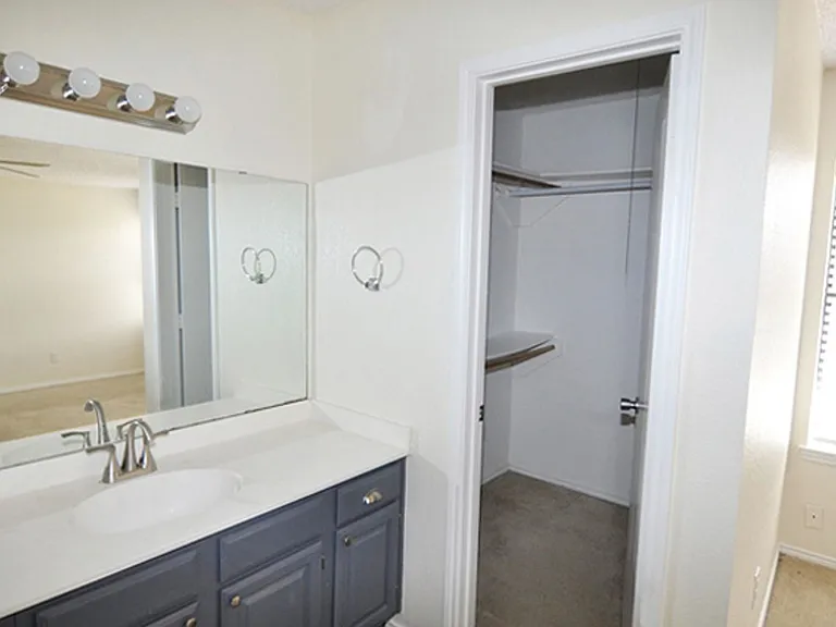 405 Blue Ridge Trl — Photo 12