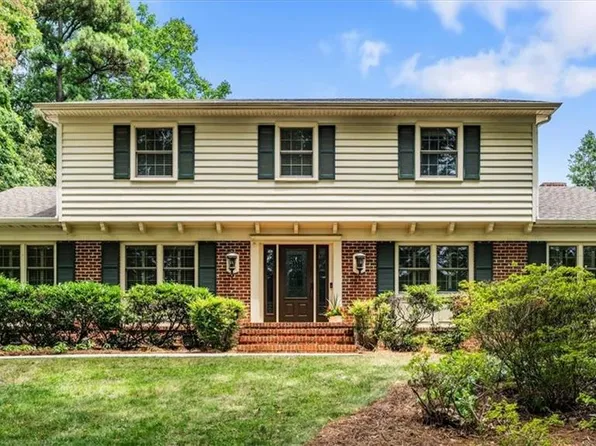 3912 Watauga Dr, Greensboro, NC 27410