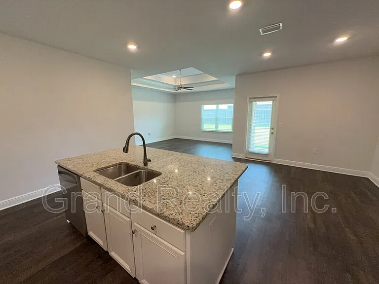 3757 Hawks Landing Cir — Photo 6
