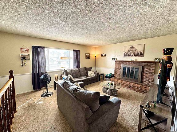 2nd image of 100 Tampa Ct