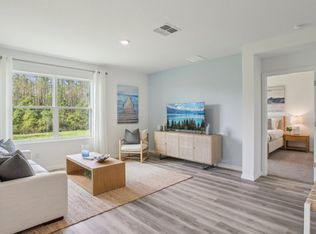 2141 Bluff Heights Dr, Shakopee, MN 55379