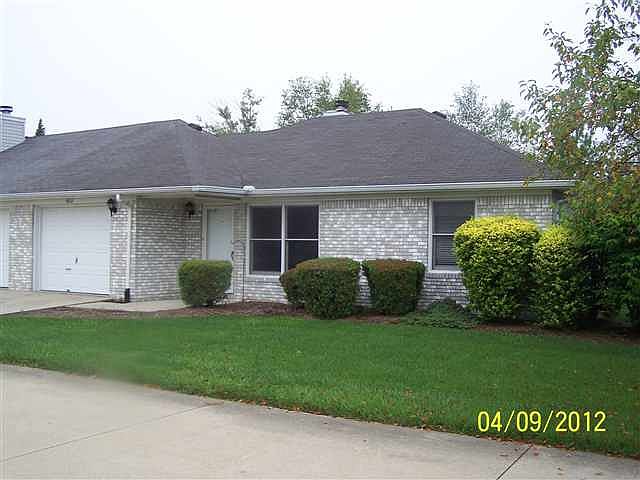 1st image of 4810 N Pebble Ct
