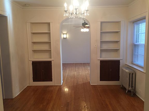 5th image of 4524 N Wolcott Ave APT 1B