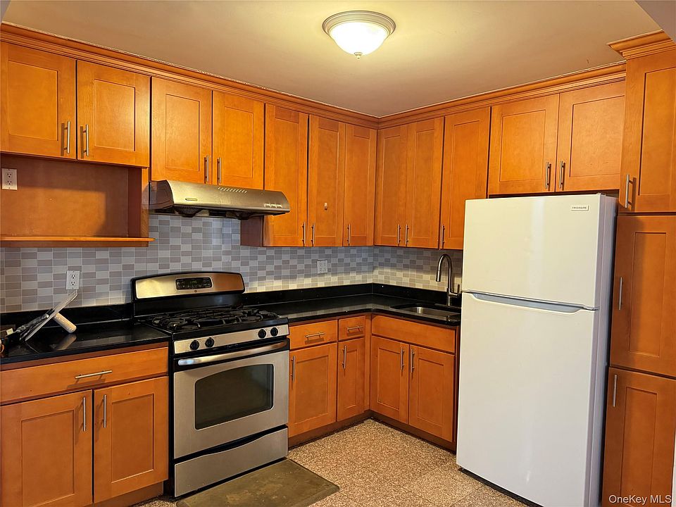 1st image of 13425 59th Ave #3