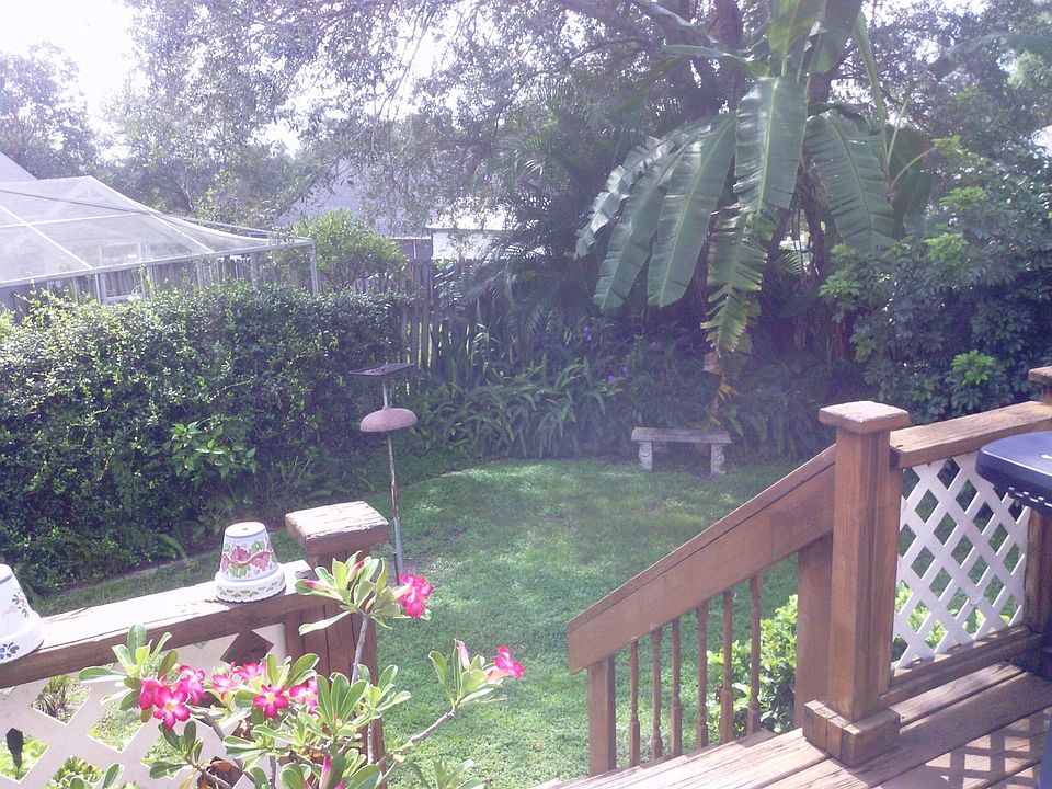 1st image of 813 Cambridge Way